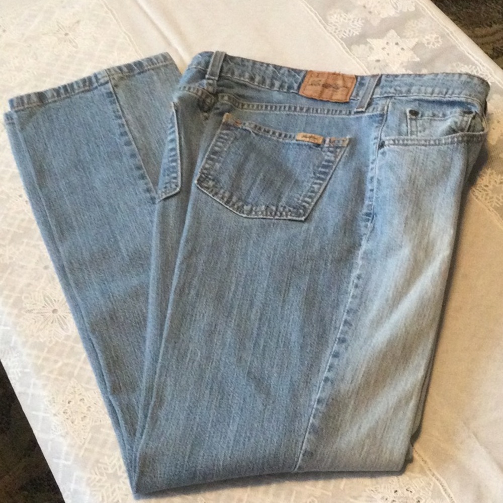 Vintage Signature Levi Strauss Stretch Mid Rise Straight Leg Jeans